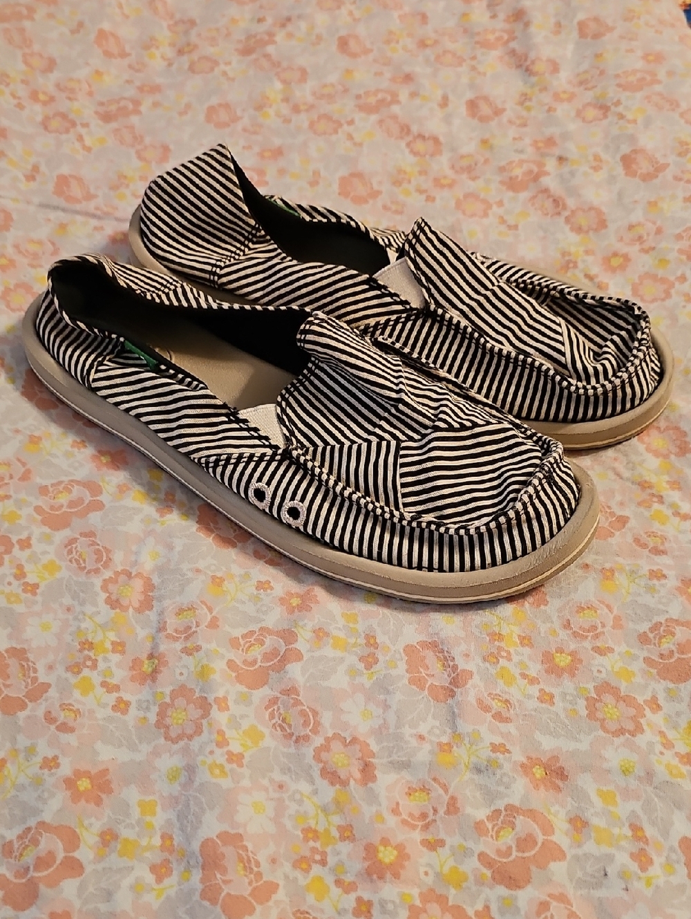 Sanuk Women's Black & White Striped Slip-On Sneakers